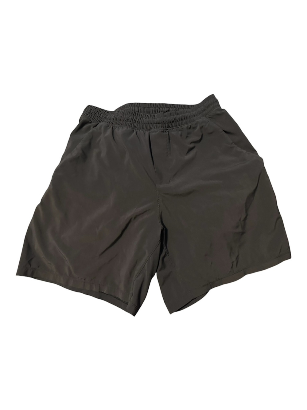 Men’s Lululemon light shorts with pockets. Medium. EUC